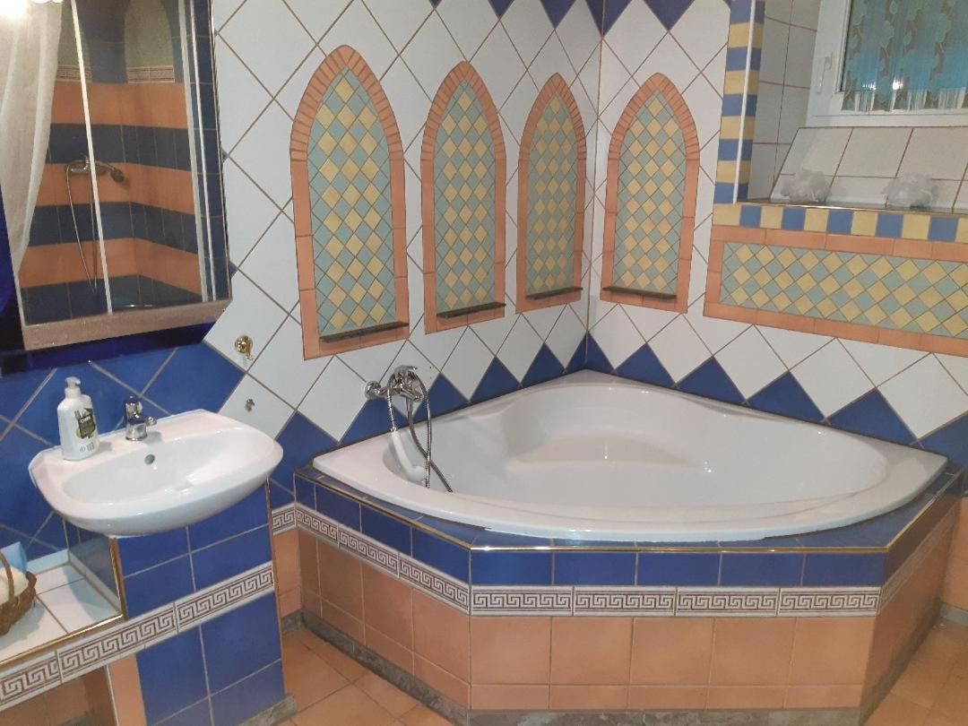 Sleep In Baden-Baden Apartman Kültér fotó